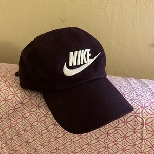 Nike Swoosh Hat